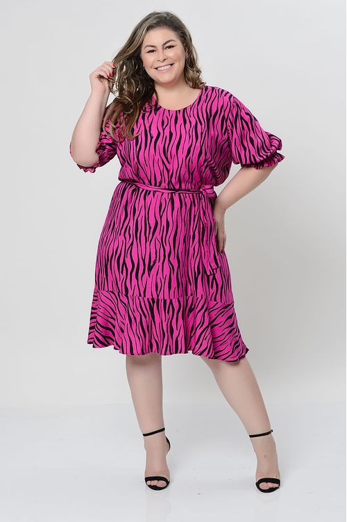 Vestido Animal Print Manga 3/4 em Viscose Fúcsia Plus Size