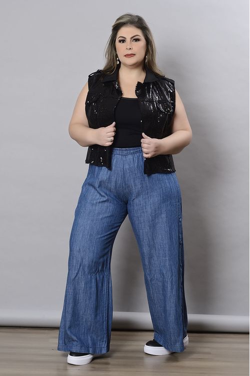 Calça Jeans Wide Leg com Fenda Lateral Plus Size