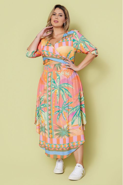 Vestido Midi em Viscose Tropical Plus Size